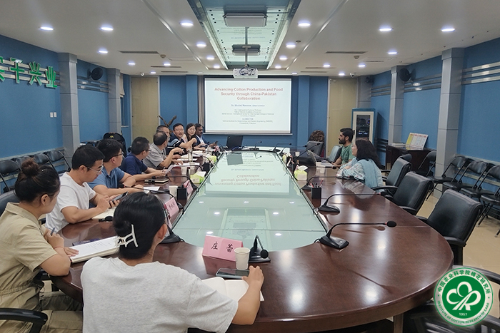 座谈交流会xiu.jpg